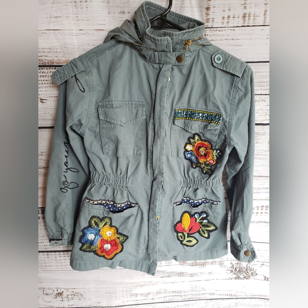 Green girls jacket with embellishments sz L